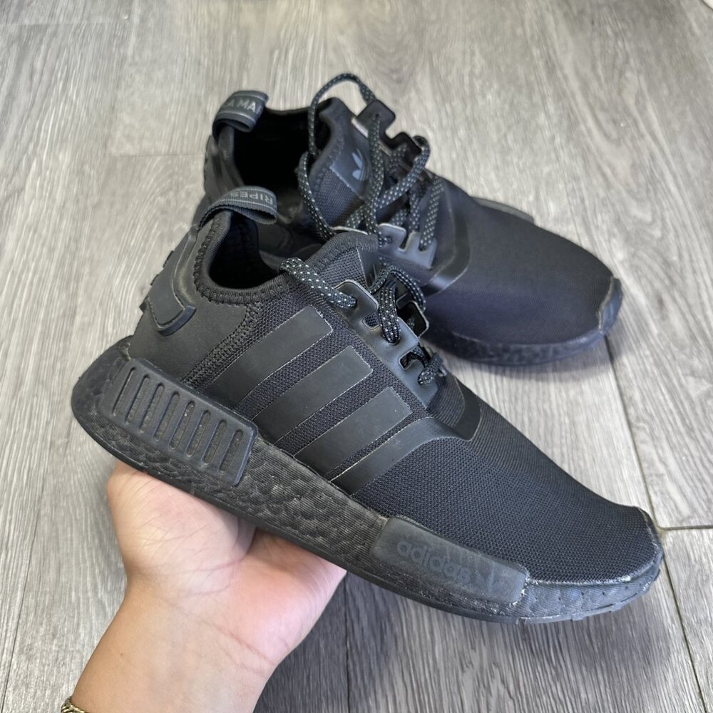 Adidas Originals NMD_R1 J Kids Shoes “Triple Black” Size 4.5 FX8777